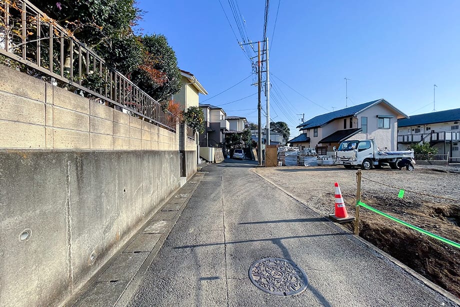 【前面道路】 ※令和4年12月24日撮影