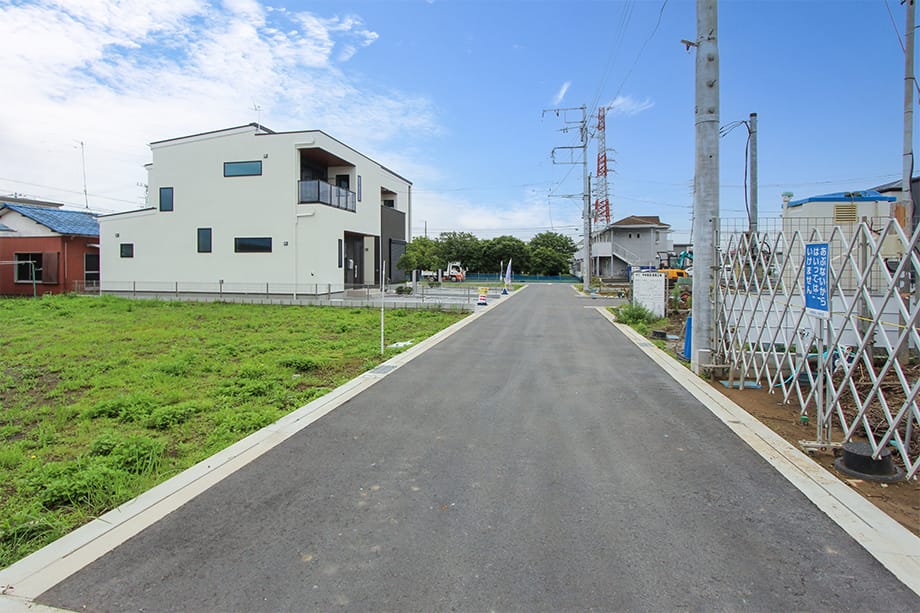 【前面道路】 ※令和3年7月6日撮影