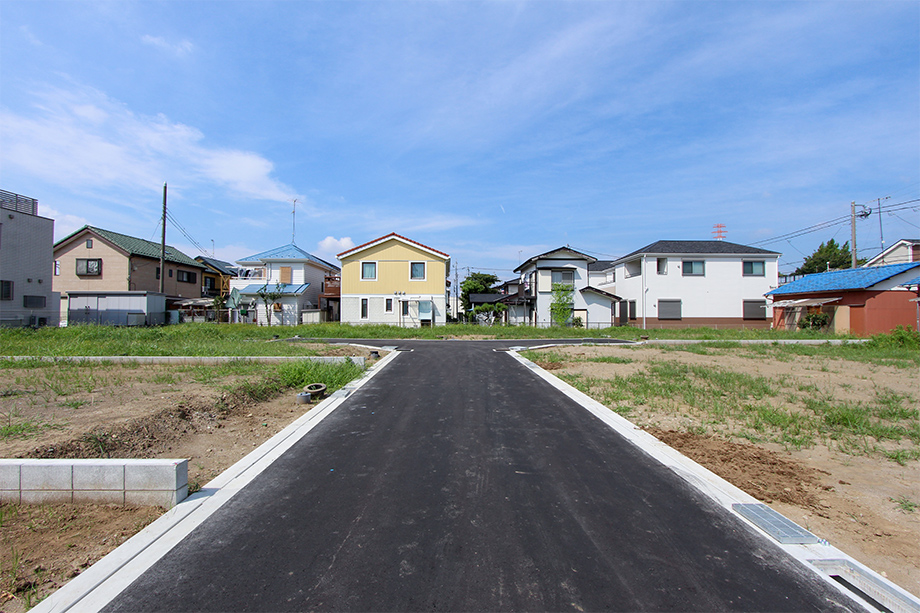【前面道路】 ※令和2年8月18日撮影