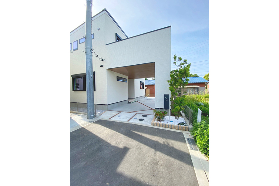 【1号棟外観】※令和3年5月14日撮影