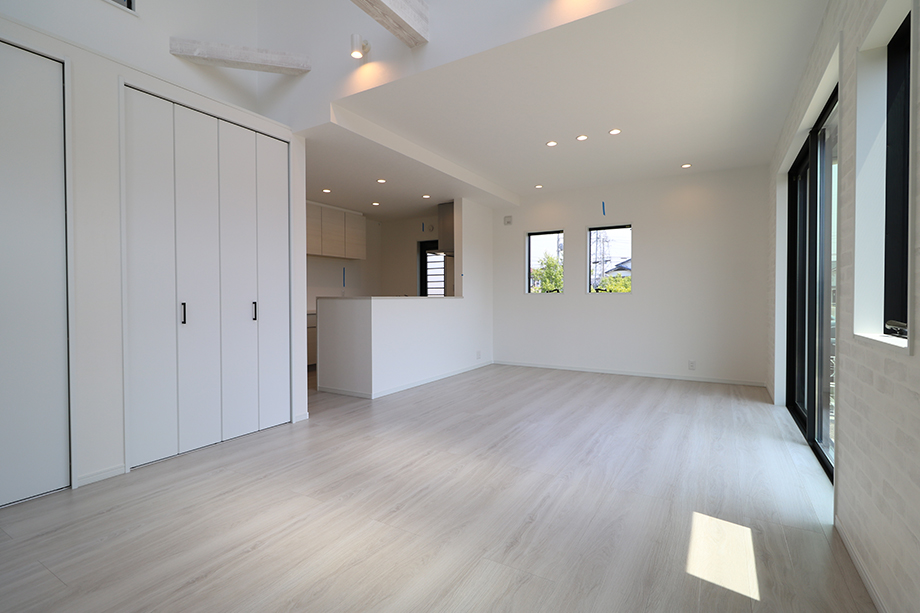 【6号棟　外観】 ※令和2年6月5日撮影