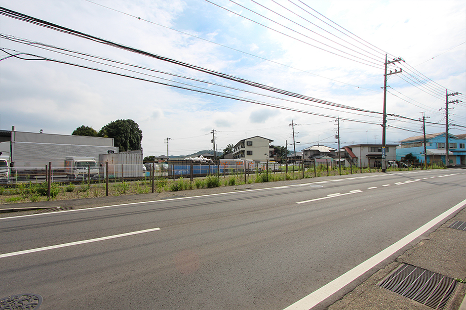 【前面道路】 ※令和2年7月30日撮影