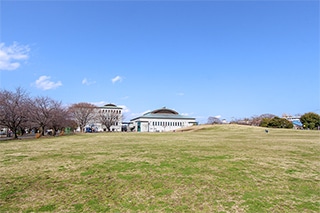 さむかわ中央公園…約390M