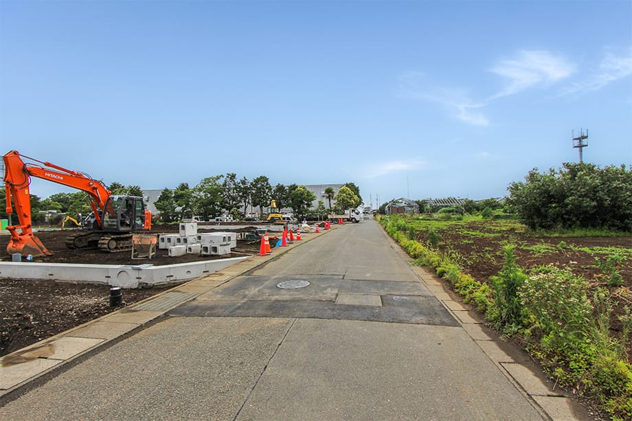 【前面道路】 ※2021年6月25日撮影