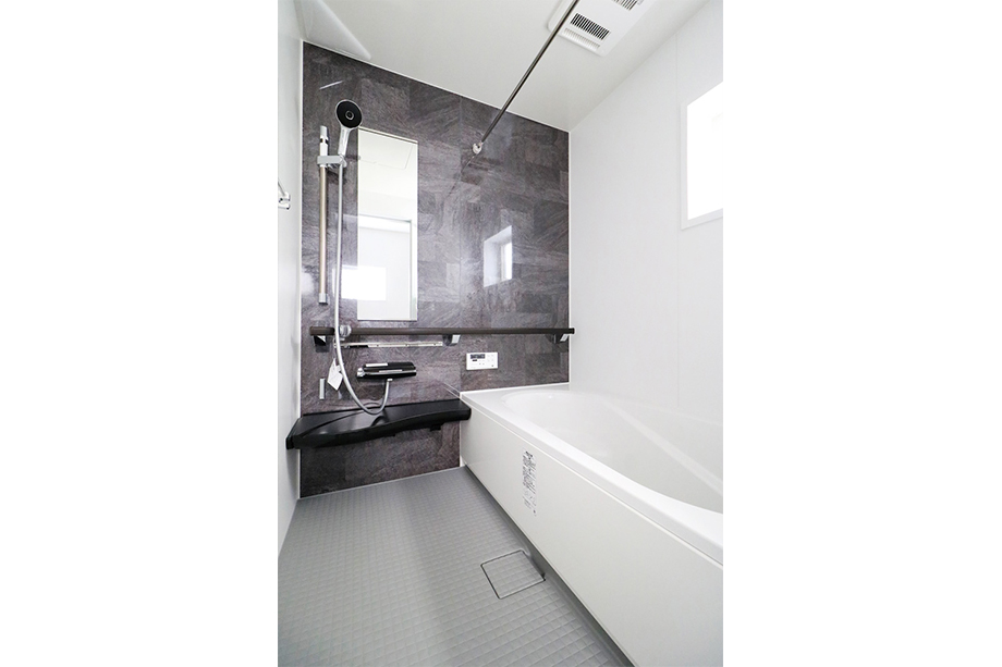 【6号棟　内観】 ※令和2年4月26日撮影