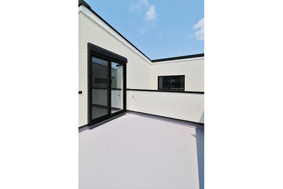 【6号棟　バルコニー】 ※令和2年4月26日撮影