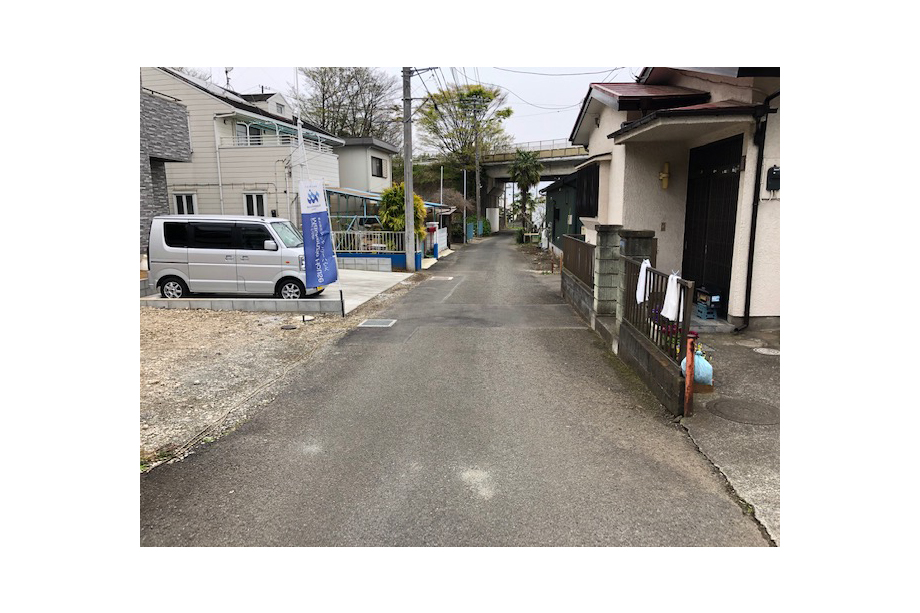 【前面道路】 ※令和2年4月11日撮影