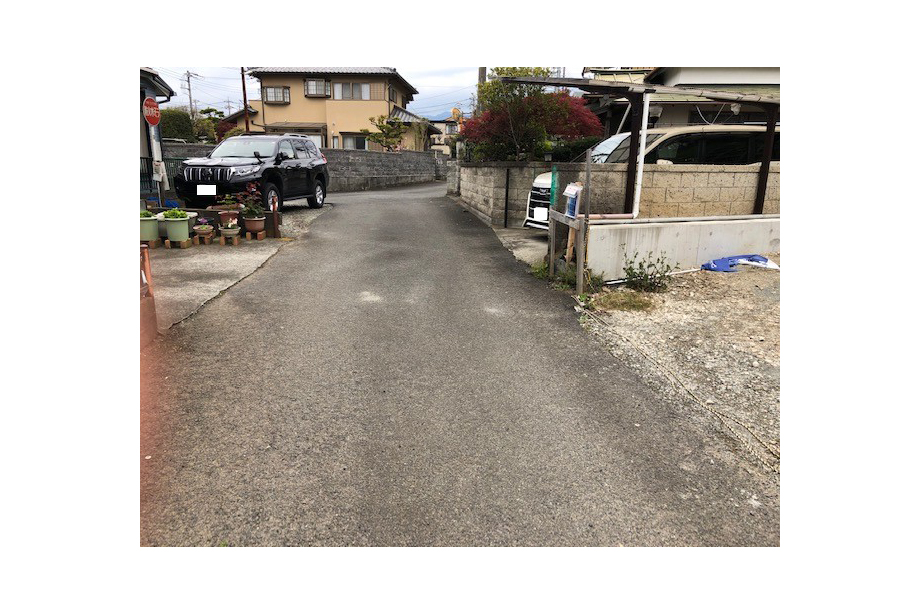 【前面道路】 ※令和2年4月11日撮影