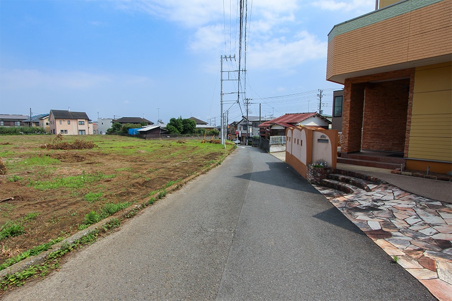 【前面道路】 ※令和元年7月25日撮影