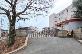 南幼稚園…約260M