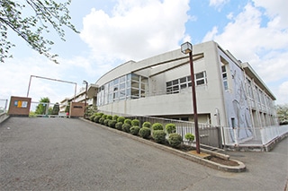 大根中学校…約1,132Ｍ