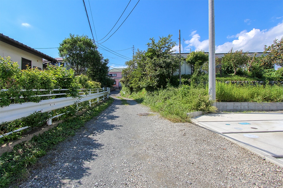 【前面道路】※平成30年9月28日撮影