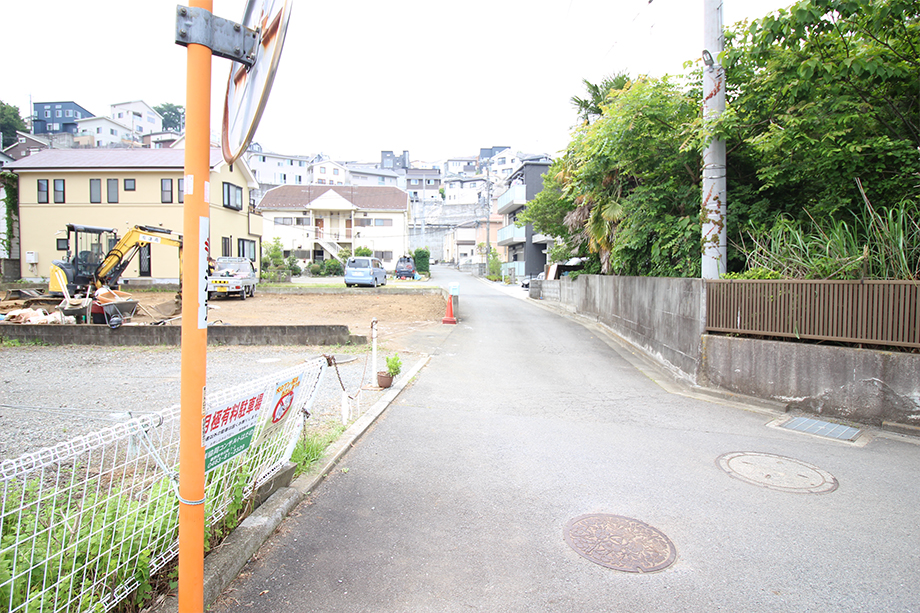 【前面道路】 ※令和2年6月4日撮影