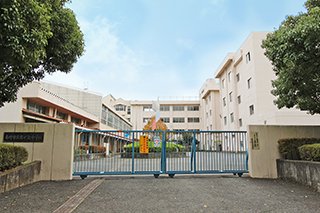 南が丘中学校…約1,150M