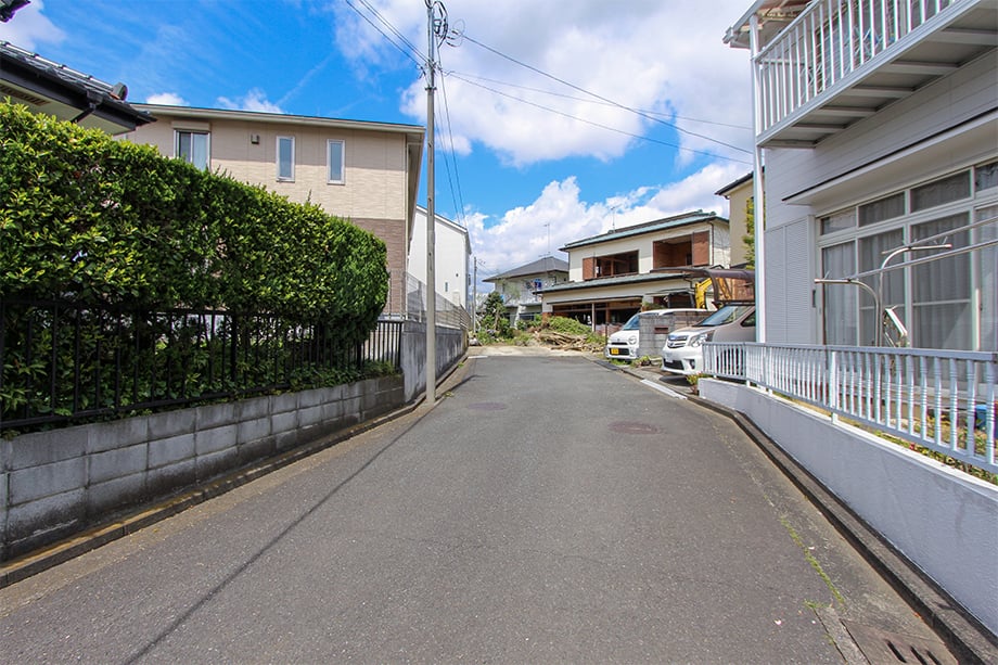 【前面私道】 ※令和2年4月23日撮影