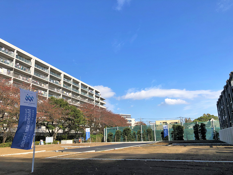 【販売現地】※令和2年11月8日撮影"
