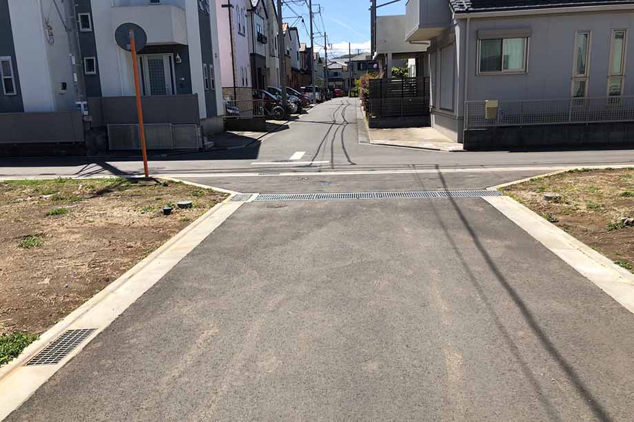 【前面道路】 ※令和2年4月19日撮影