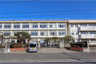 浜岳中学校…約1,200M