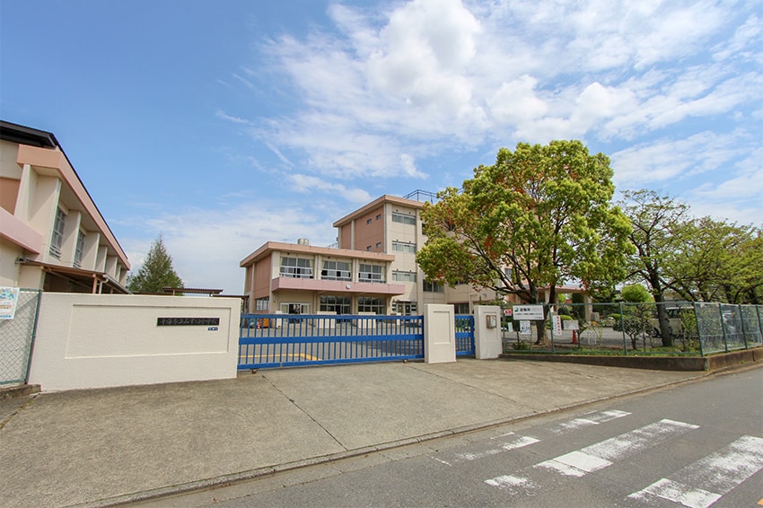 みずほ小学校…約830Ｍ