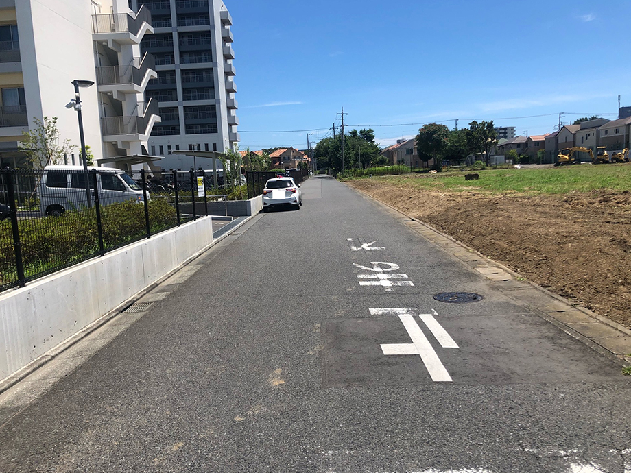 【前面道路】※令和4年7月24日撮影